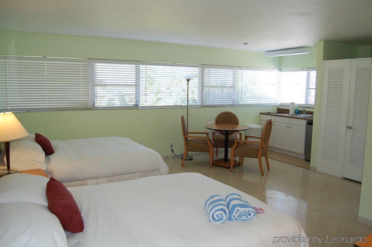Alcazar Resort- Gay Mens Resort Fort Lauderdale Exterior photo
