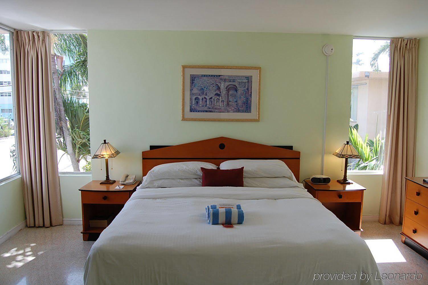 Alcazar Resort- Gay Mens Resort Fort Lauderdale Exterior photo